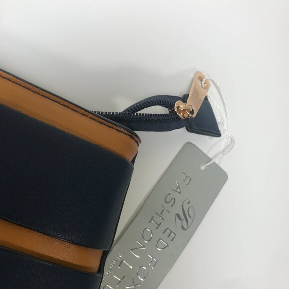 Redfox Purse - Picture 8 of 16